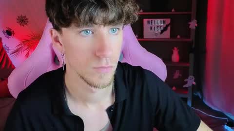 Snapshot of mark_caron chatting on 10-26-25, 08:15 mark_caron online show from 10-26-25, 08:15