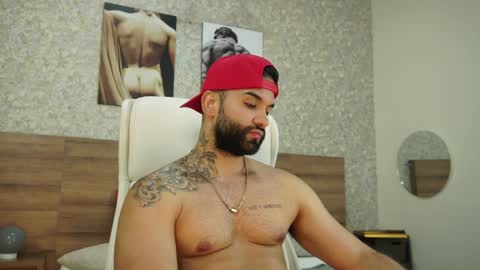 Mark online show from 01-09-25, 04:19