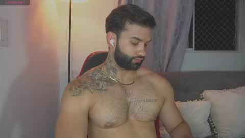 Mark online show from 05-09-26, 11:54