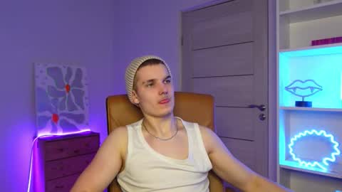 Snapshot of mark_karson chatting on 02-05-26, 05:50 MARK KARSON online show from 02-05-26, 05:50