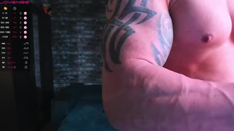 Snapshot of mark_normal chatting on 05-20-26, 03:34 Mark online show from 05-20-26, 03:34