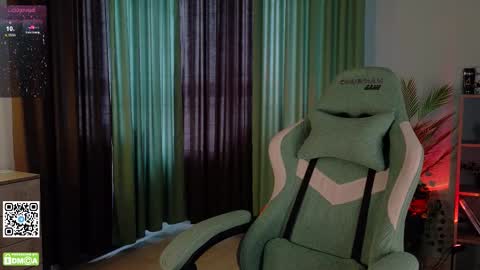 Mark online show from 10-14-25, 03:51