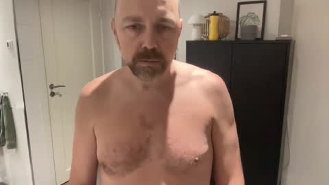 mark_the_mark online show from 11-28-25, 04:20