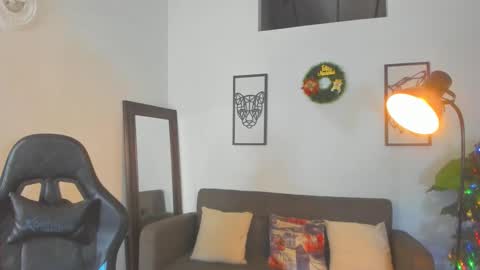 mark_x23 online show from 12-18-25, 12:49