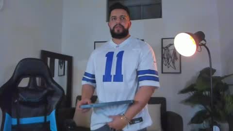 mark_x23 online show from 04-30-26, 04:08