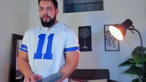 mark_x23 online show from 06-08-26, 04:02