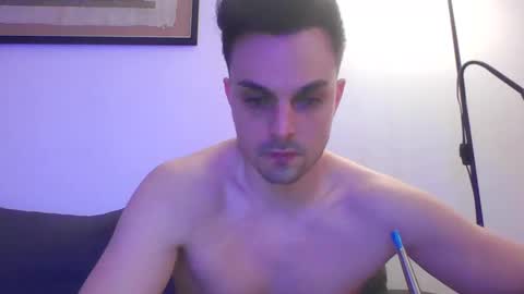 Mark online show from 03-11-25, 01:26