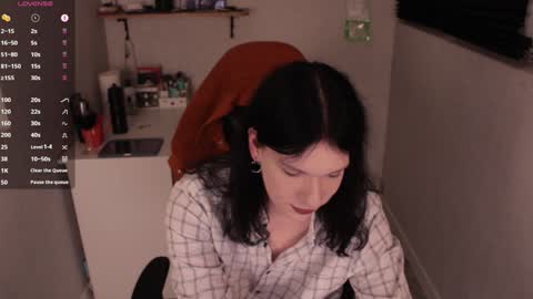 Snapshot of markcarthy chatting on 12-22-24, 06:04 Mark online show from 12-22-24, 06:04