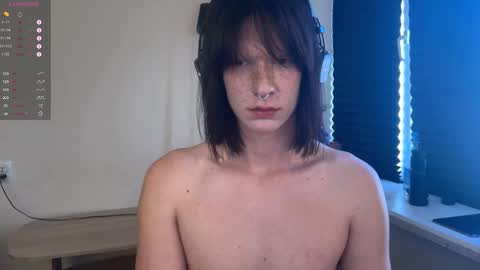 Snapshot of markcarthy chatting on 09-12-25, 12:38 Mark online show from 09-12-25, 12:38