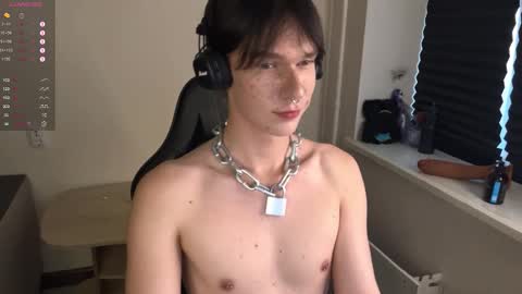 Snapshot of markcarthy chatting on 10-30-25, 01:45 Mark online show from 10-30-25, 01:45