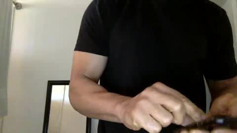 Snapshot of markk702 chatting on 10-05-25, 06:39 markk702 online show from 10-05-25, 06:39