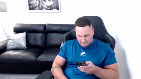 Snapshot of marko66999 chatting on 09-15-25, 03:01 Master online show from 09-15-25, 03:01