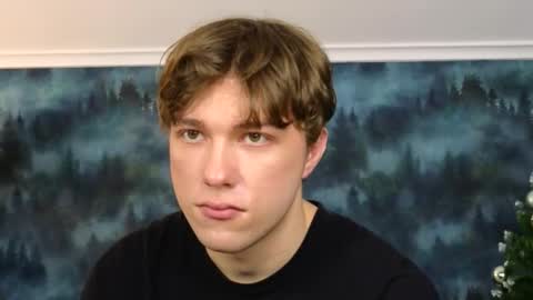 Snapshot of markshot_ chatting on 12-13-25, 09:42 markshot_ online show from 12-13-25, 09:42