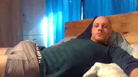 markus_7 online show from 03-07-25, 01:18