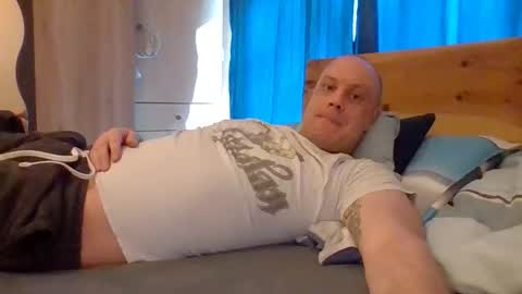 markus_7 online show from 03-01-26, 12:07