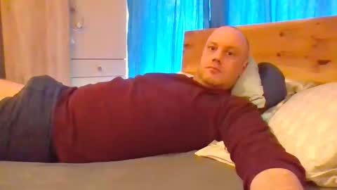 markus_7 online show from 04-11-26, 09:57