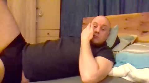 Snapshot of markus_7 chatting on 05-05-26, 06:38 markus_7 online show from 05-05-26, 06:38