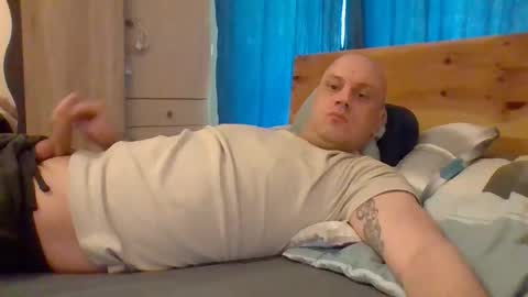 Snapshot of markus_7 chatting on 05-16-26, 06:32 markus_7 online show from 05-16-26, 06:32