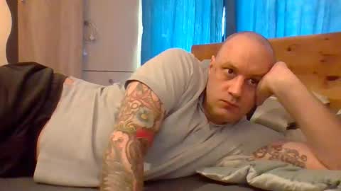 Snapshot of markus_7 chatting on 05-17-26, 07:28 markus_7 online show from 05-17-26, 07:28