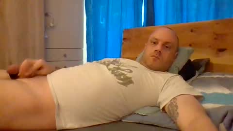 Snapshot of markus_7 chatting on 06-11-26, 05:38 markus_7 online show from 06-11-26, 05:38