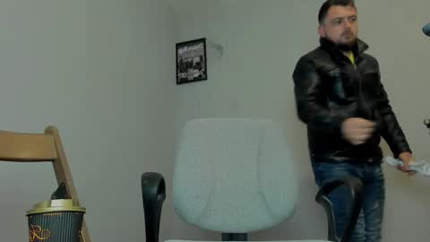 MARK online show from 11-30-25, 02:43