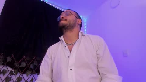 Mark  online show from 10-28-25, 10:34