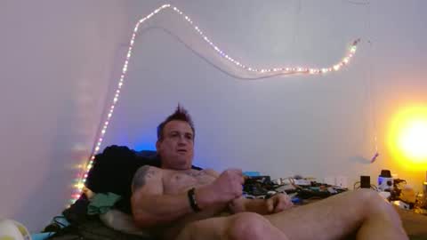 Snapshot of markymark101825061 chatting on 02-08-25, 06:55 markymark101825061 online show from 02-08-25, 06:55