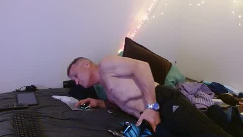 Snapshot of markymark101825061 chatting on 02-12-25, 09:11 markymark101825061 online show from 02-12-25, 09:11