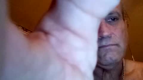 Snapshot of markymark101825061 chatting on 12-02-25, 06:03 markymark101825061 online show from 12-02-25, 06:03