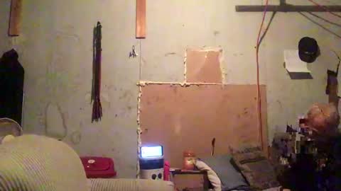 Snapshot of marlesecrews1983 chatting on 12-17-24, 06:56 BabyBoo online show from 12-17-24, 06:56