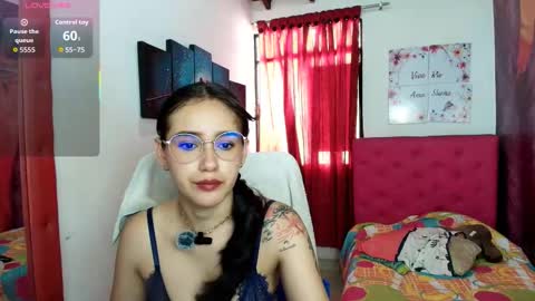 Snapshot of marley_jane_ chatting on 02-13-26, 07:21 marley online show from 02-13-26, 07:21