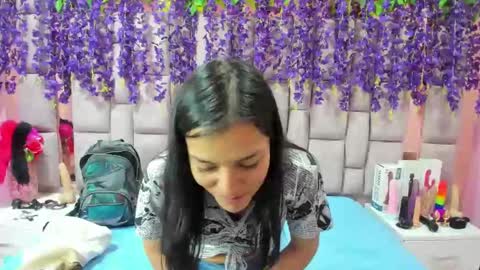 Snapshot of marlyanal chatting on 12-14-24, 01:27 Marly Anal  online show from 12-14-24, 01:27