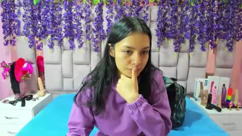 Snapshot of marlyanal chatting on 01-02-25, 12:46 Marly Anal  online show from 01-02-25, 12:46
