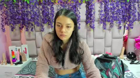 Snapshot of marlyanal chatting on 01-17-25, 01:24 Marly Anal  online show from 01-17-25, 01:24