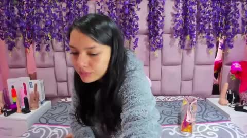 Snapshot of marlyanal chatting on 01-23-25, 01:24 Marly Anal  online show from 01-23-25, 01:24