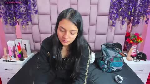 Snapshot of marlyanal chatting on 03-10-25, 01:32 Marly Anal  online show from 03-10-25, 01:32