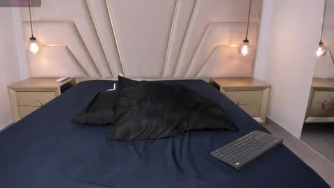 Snapshot of maroxcute chatting on 10-31-25, 04:19 maroxcute online show from 10-31-25, 04:19