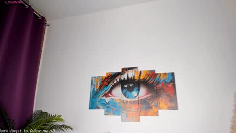 Snapshot of marrie_coy chatting on 12-16-25, 07:57 Marrie online show from 12-16-25, 07:57