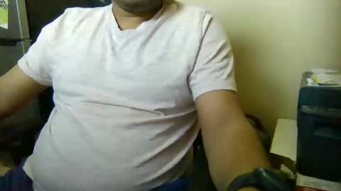 Snapshot of marriedandfrisky chatting on 04-10-26, 02:55 Married Horny Guy online show from 04-10-26, 02:55