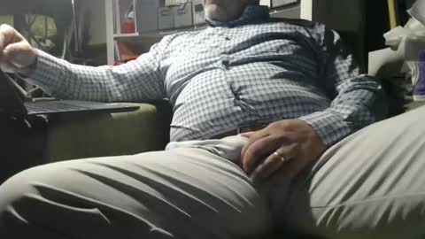 Snapshot of marrieddad19751975 chatting on 01-23-25, 02:44 only fans marrieddad19751975 online show from 01-23-25, 02:44