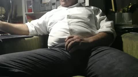 Snapshot of marrieddad19751975 chatting on 01-26-25, 02:45 only fans marrieddad19751975 online show from 01-26-25, 02:45