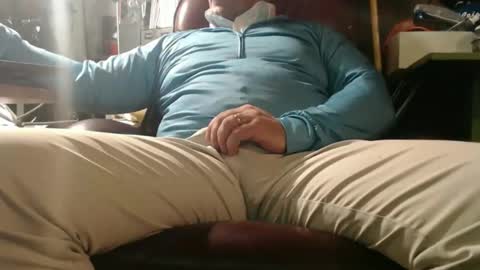 Snapshot of marrieddad19751975 chatting on 10-23-25, 02:22 only fans marrieddad19751975 online show from 10-23-25, 02:22