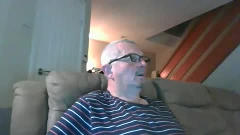 Snapshot of marrrrc chatting on 10-05-25, 08:40 marrrrc online show from 10-05-25, 08:40