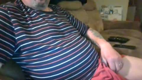 Snapshot of marrrrc chatting on 10-27-25, 09:52 marrrrc online show from 10-27-25, 09:52