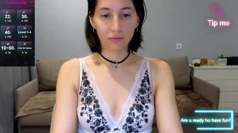 Snapshot of marrycolins chatting on 12-14-24, 02:23 marrycolins online show from 12-14-24, 02:23