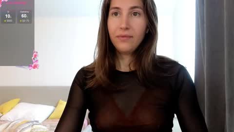 Snapshot of marrycolins chatting on 09-20-25, 03:51 marrycolins online show from 09-20-25, 03:51