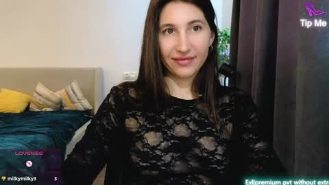 marrycolins online show from 04-23-26, 03:08