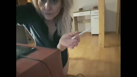 MaryGoRound online show from 01-31-25, 02:28