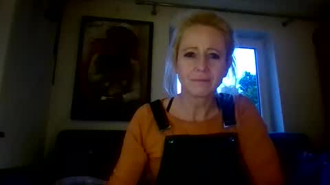 MaryGoRound online show from 10-16-25, 03:57