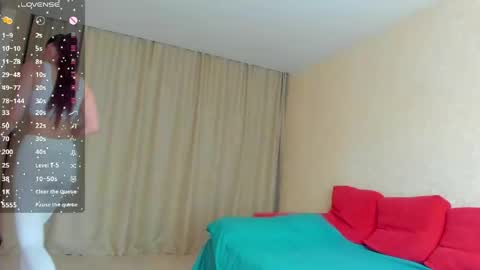 Snapshot of marrymiles chatting on 05-11-26, 01:44 marrymiles online show from 05-11-26, 01:44